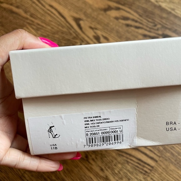 Schutz Pietra Faux Pearl-Embellished Iridescent Vinyl Sandals Size 11 - Picture 12 of 13